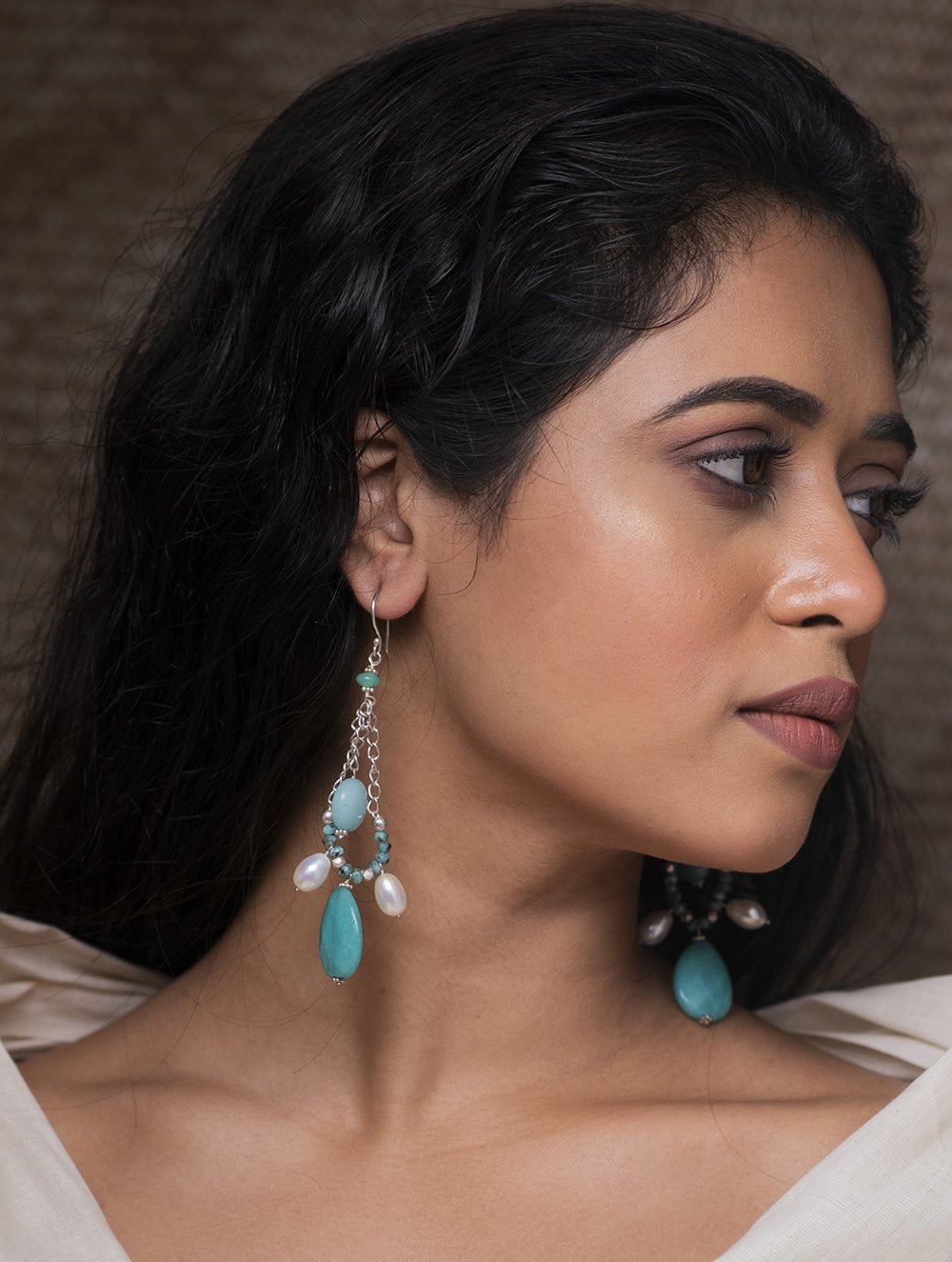 Load image into Gallery viewer, Pure Silver Earrings With Semi Precious Stones - Aqua Green Arabesque