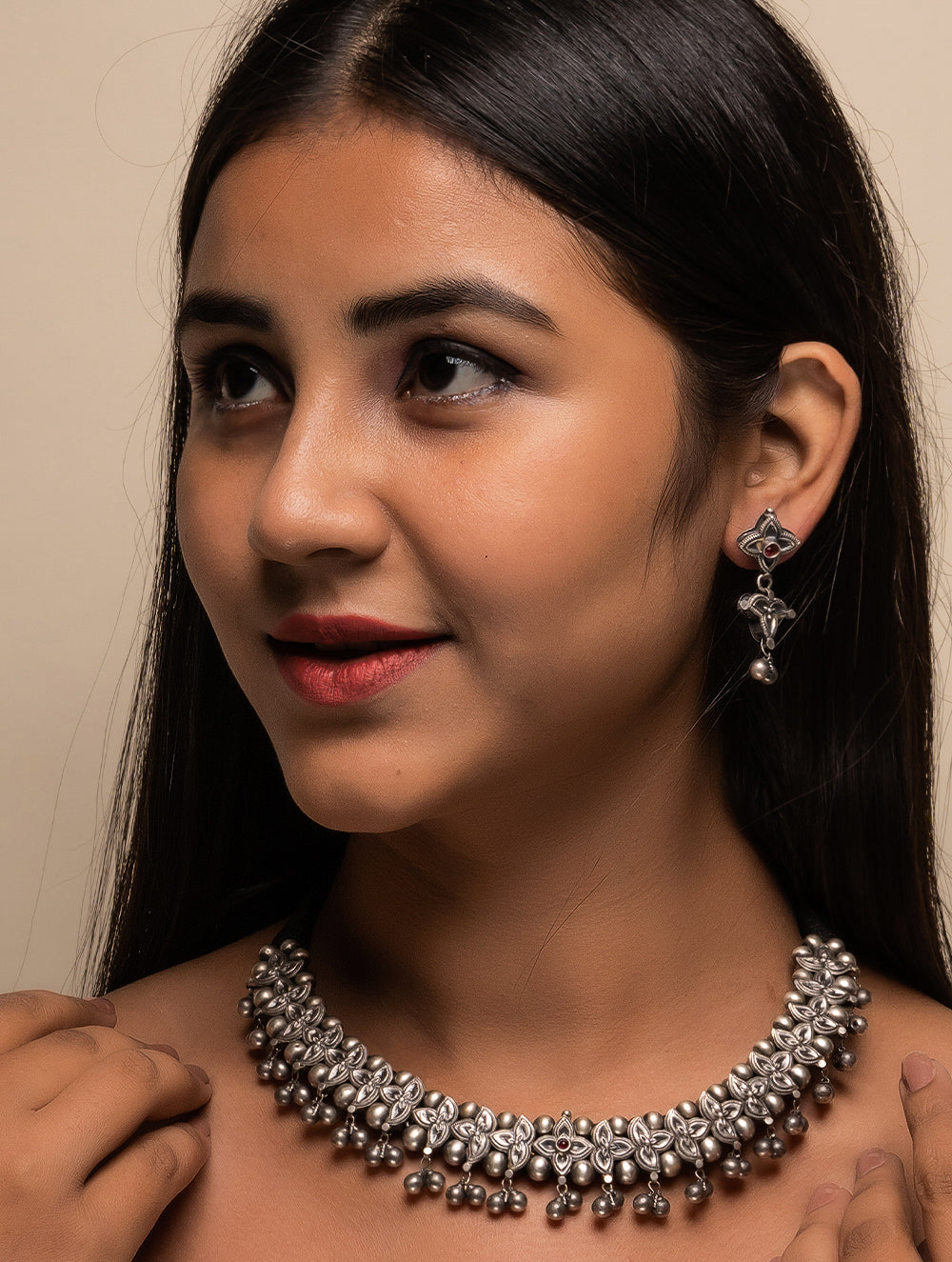 Pure Silver Traditional Maharashtrian Neckpiece - Belpan