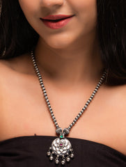 Pure Silver Traditional Maharashtrian Neckpiece With Gulab Pendant