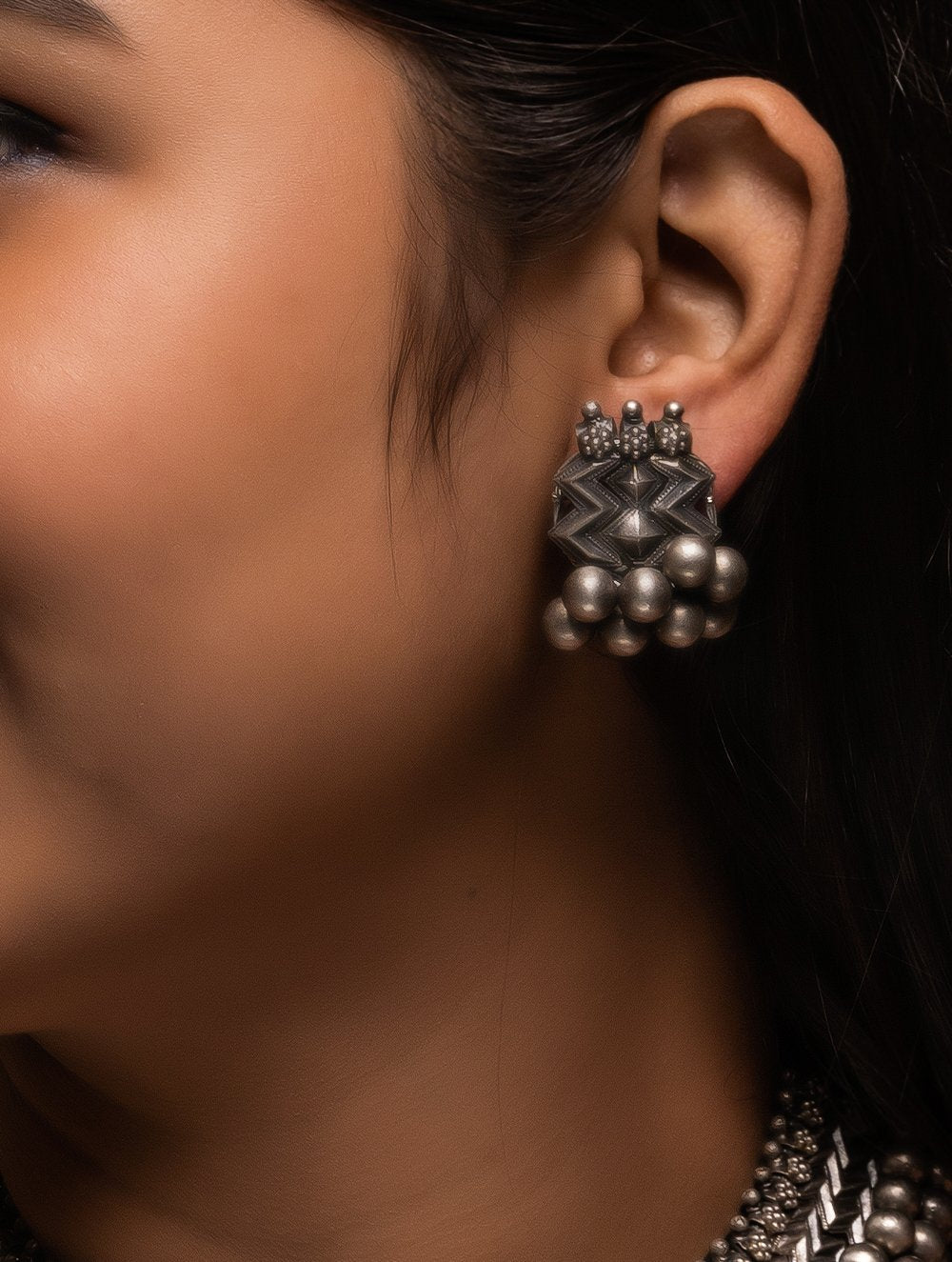 Adorable Premium Thushi with Earrings – alltrend.in