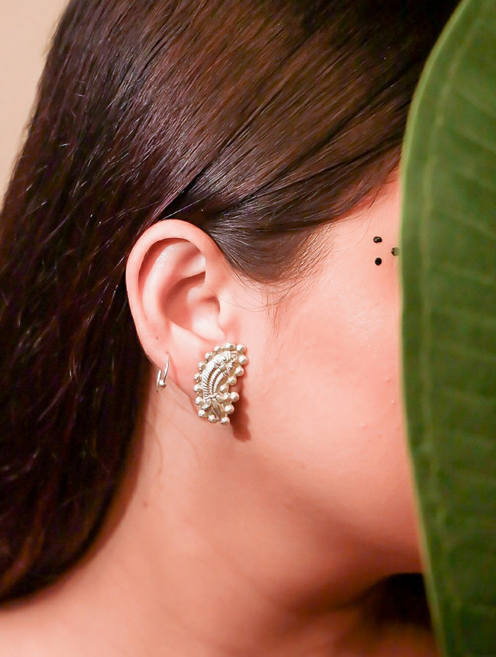 Load image into Gallery viewer, Pure Silver Maharashtrian Masoli Earrings 