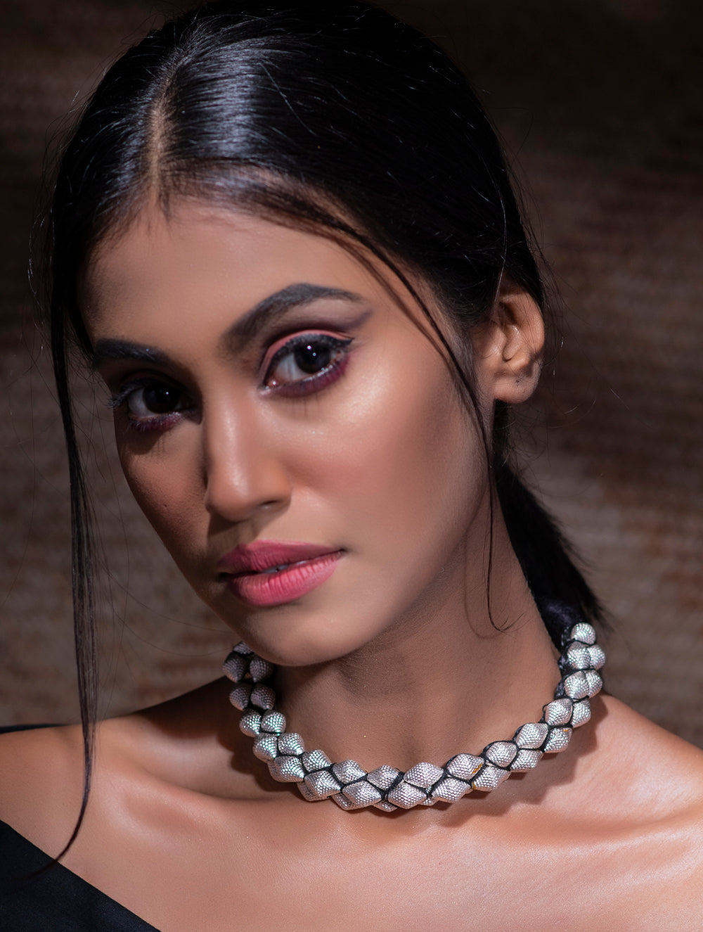 Pure Silver Traditional Maharashtrian Neckpiece - Lambat Mani Thushi