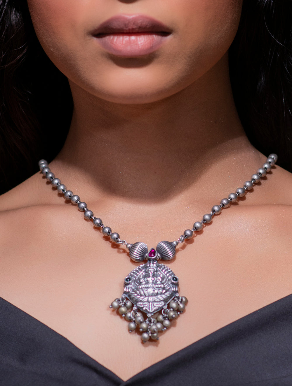 Load image into Gallery viewer, Pure Silver Traditional Maharashtrian Neckpiece - Necklace