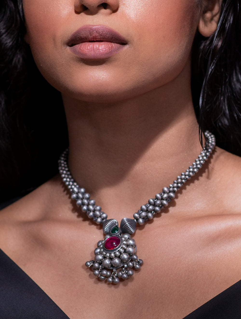 Pure Silver Traditional Maharashtrian Neckpiece - Saajghat Thushi