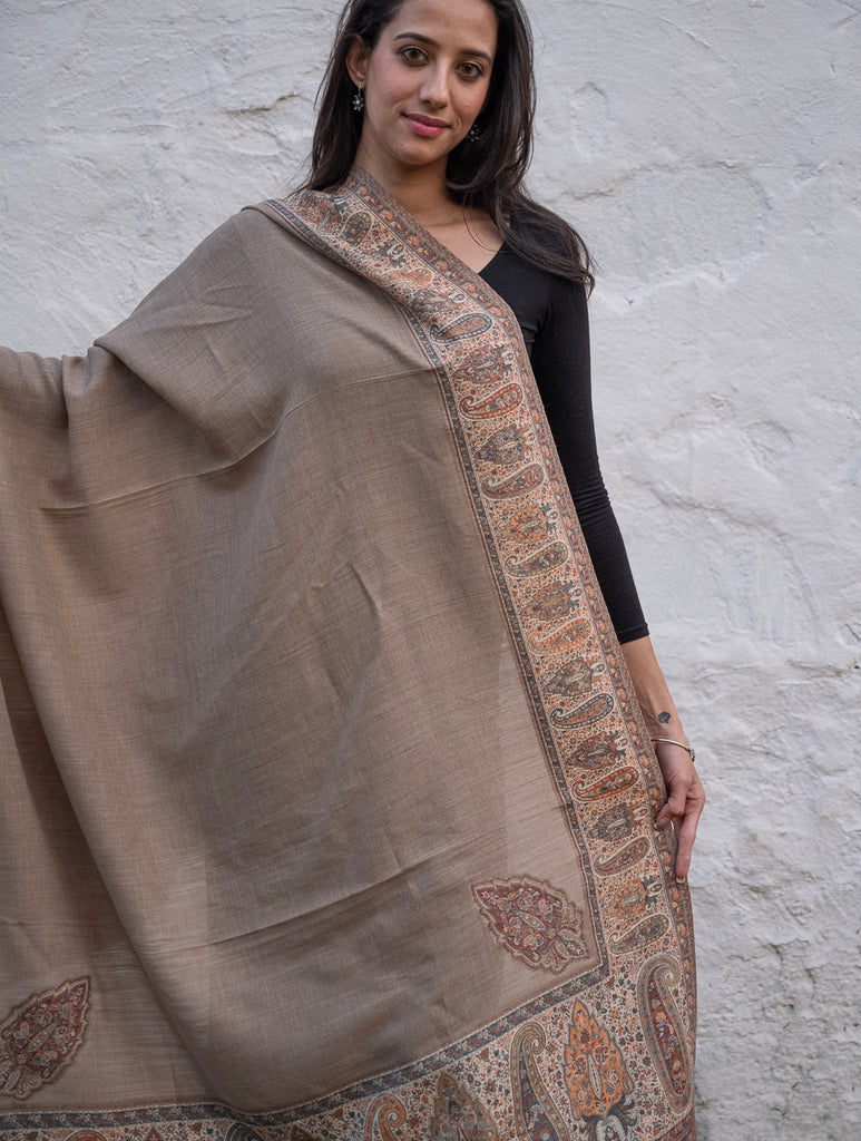 Regal Statement. Exclusive Soft Jamavar Design Kashmiri Shawl - Elegant Beige