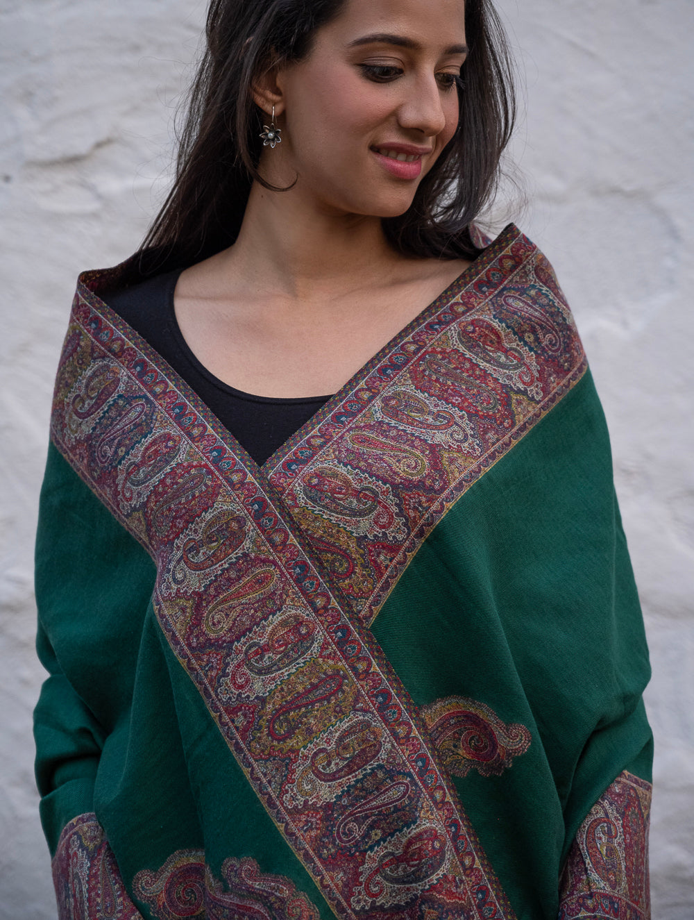 Load image into Gallery viewer, Regal Statement. Exclusive Soft Jamavar Design Kashmiri Shawl - Emerald Green