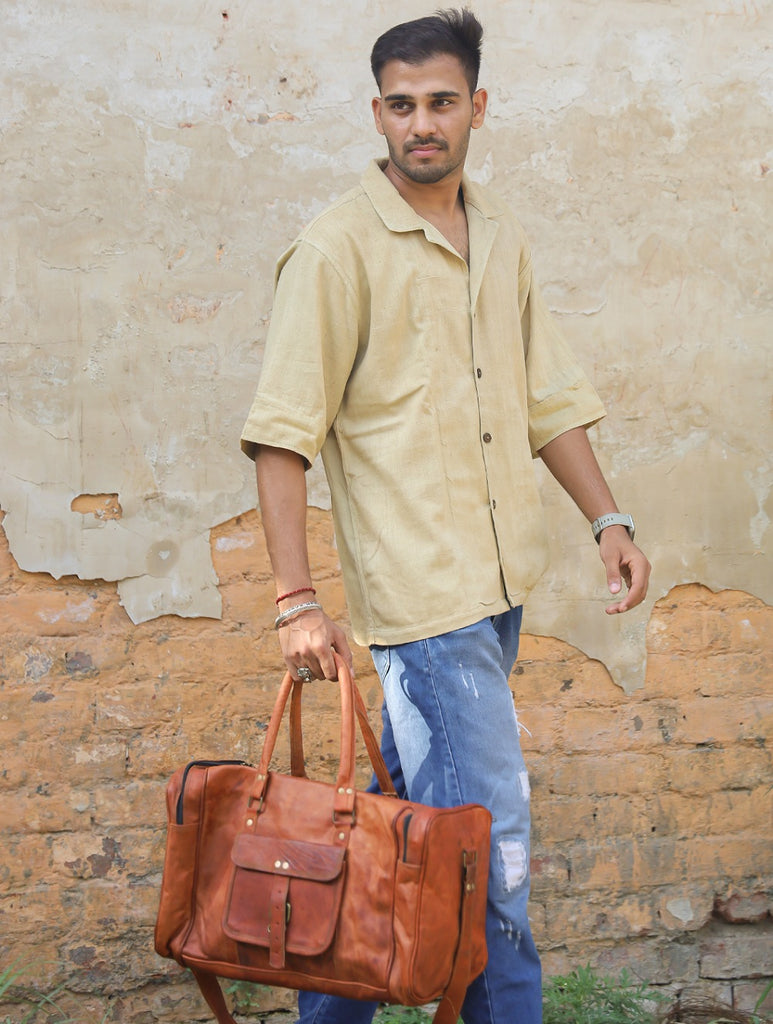 Rugged Leather Duffle Bag (Length - 20 inches)
