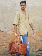 Load image into Gallery viewer, Rugged Leather Duffle Bag (Length - 20 inches)
