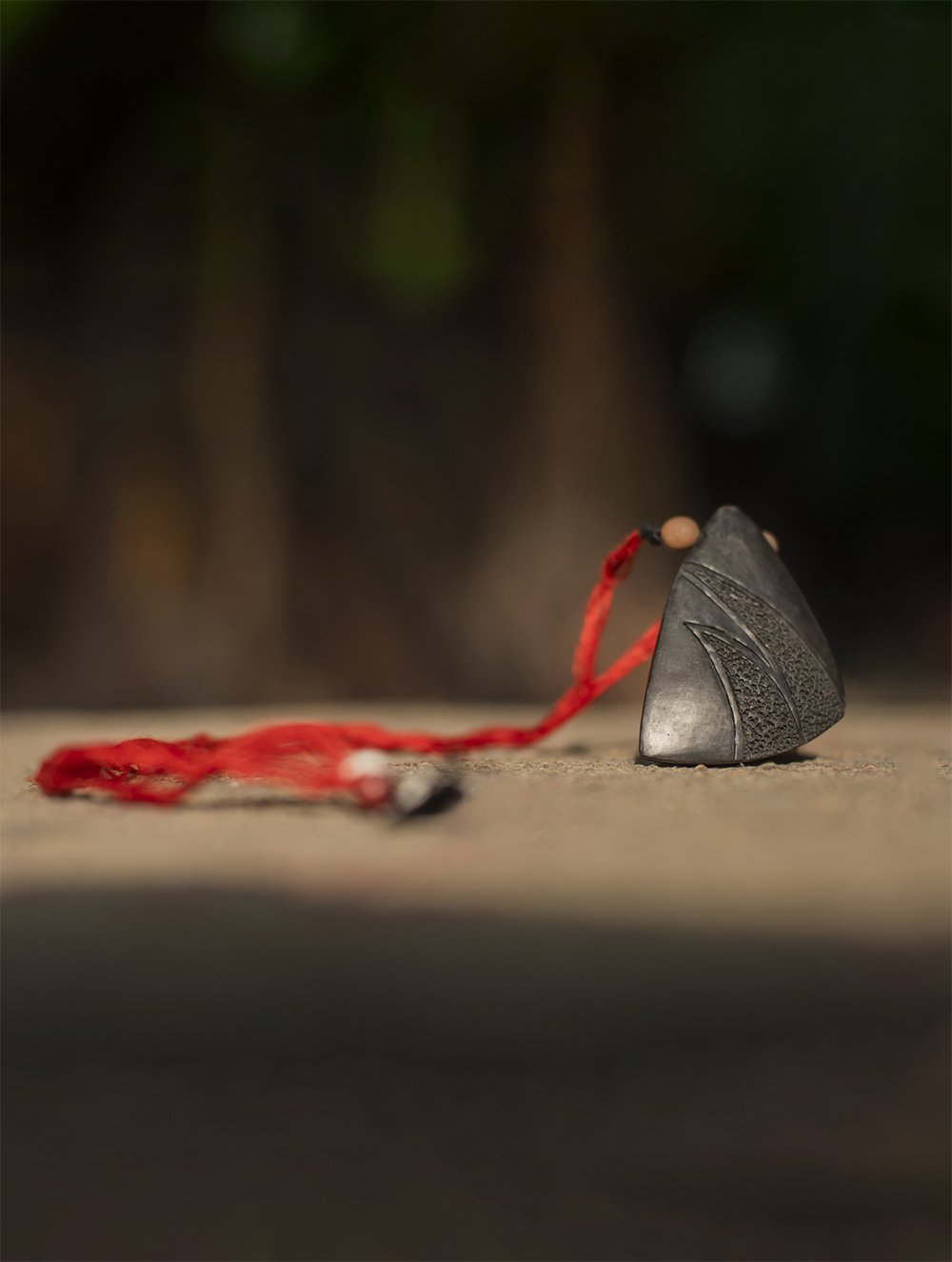 Load image into Gallery viewer, Rustic &amp; Ethnic Hand Engraved Terracotta Neckpiece - Black Triangle