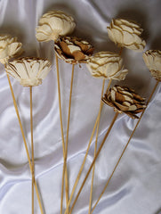 Handcrafted Shola Flowers Mixed - Roses & Crysanthemums (Bunch of 8)