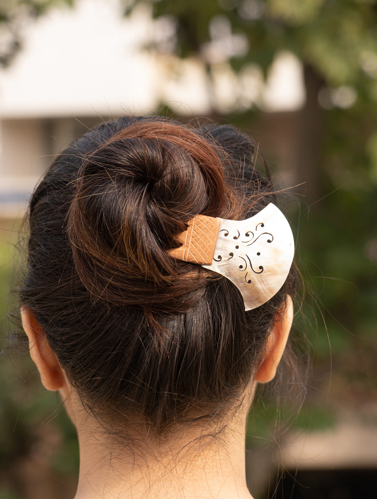 Shell Craft Hair Accessory - The India Craft House 