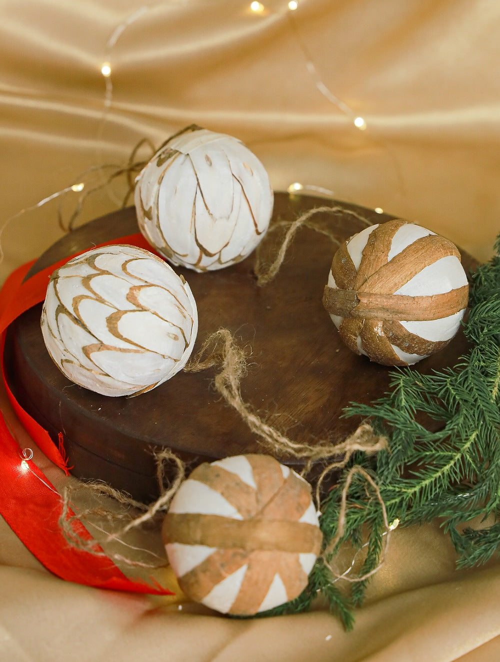 Shola Craft Xmas Decorations - Set of 4