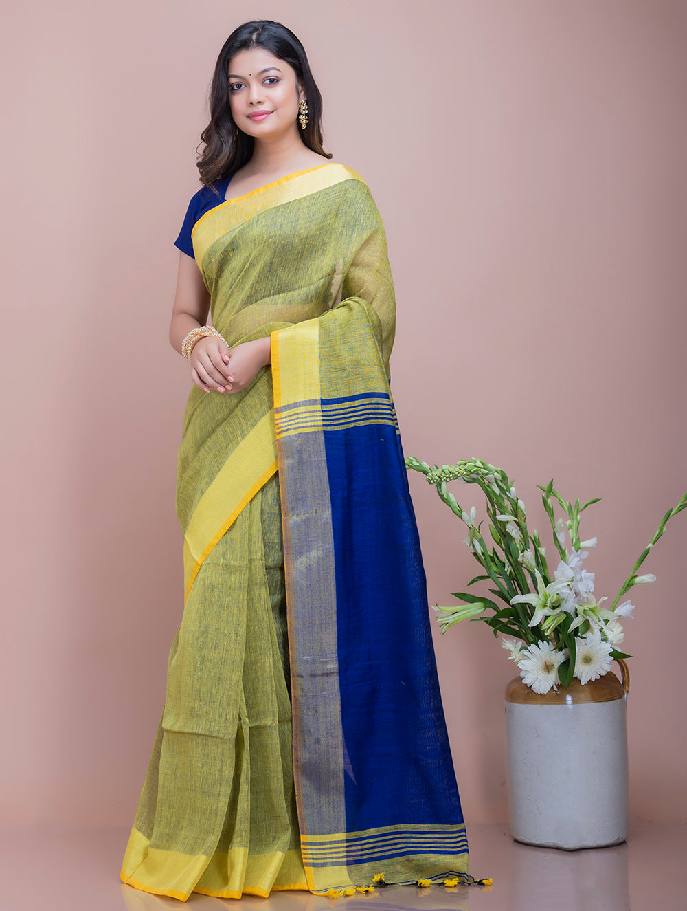 Load image into Gallery viewer, Soft Bengal Handwoven Linen Saree - Lime &amp; Royal Blue 