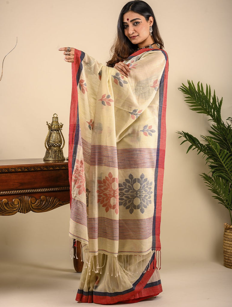 Soft & Graceful. Pure Handwoven Khadi Cotton Jamdani Saree (With Blouse Piece) - Traditional Off-white