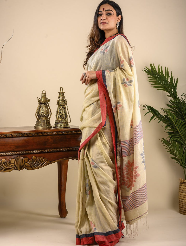 Soft & Graceful. Pure Handwoven Khadi Cotton Jamdani Saree (With Blouse Piece) - Traditional Off-white
