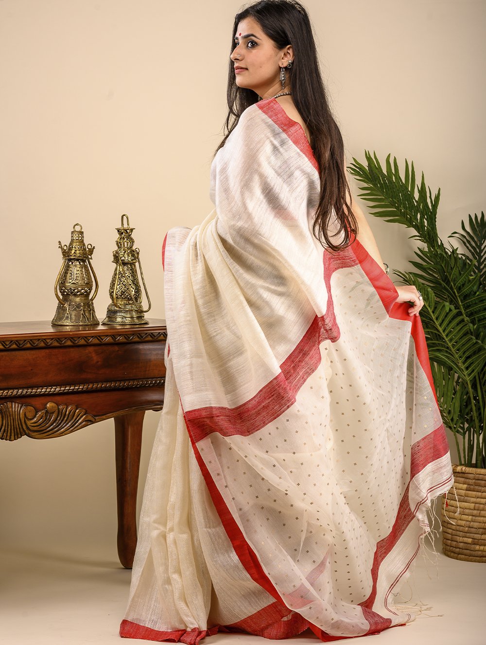 Load image into Gallery viewer, Soft &amp; Graceful. Pure Handwoven Khadi Cotton Saree (With Blouse Piece) - White &amp; Red Sequin Pallu