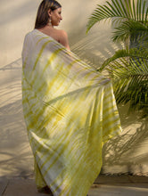 Load image into Gallery viewer, Summer Breeze - Tie &amp; Dye, Soft Mul Saree With Trimmings - Leaf Green (With Blouse Piece)