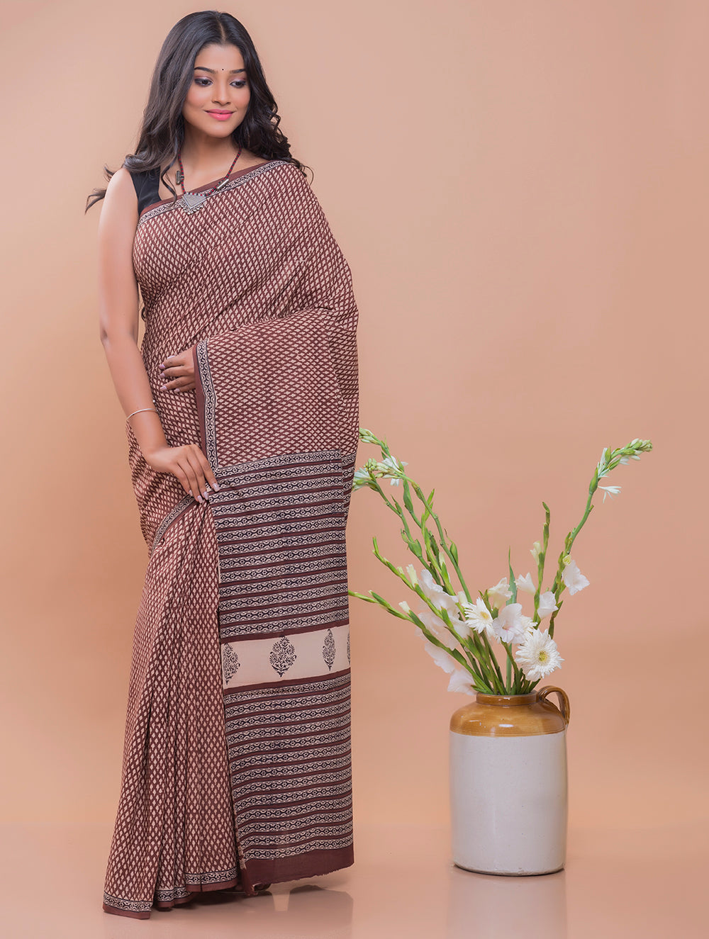 Load image into Gallery viewer, Summer Classics. Bagru Block Printed Mulmul Cotton Saree - Brown Buds