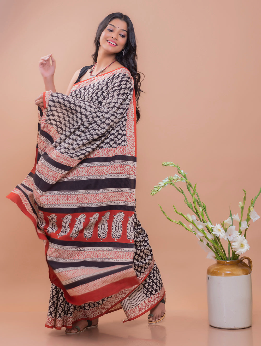 Summer Classics. Bagru Block Printed Mulmul Cotton Saree - Geometric Leaf Motif 