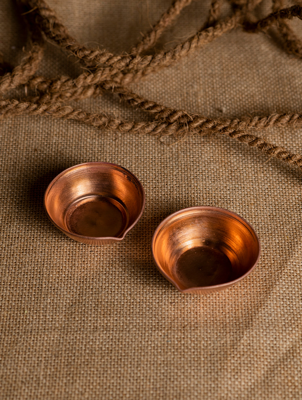 Load image into Gallery viewer, Tambat Handbeaten Copper Diyas (Set of 2)