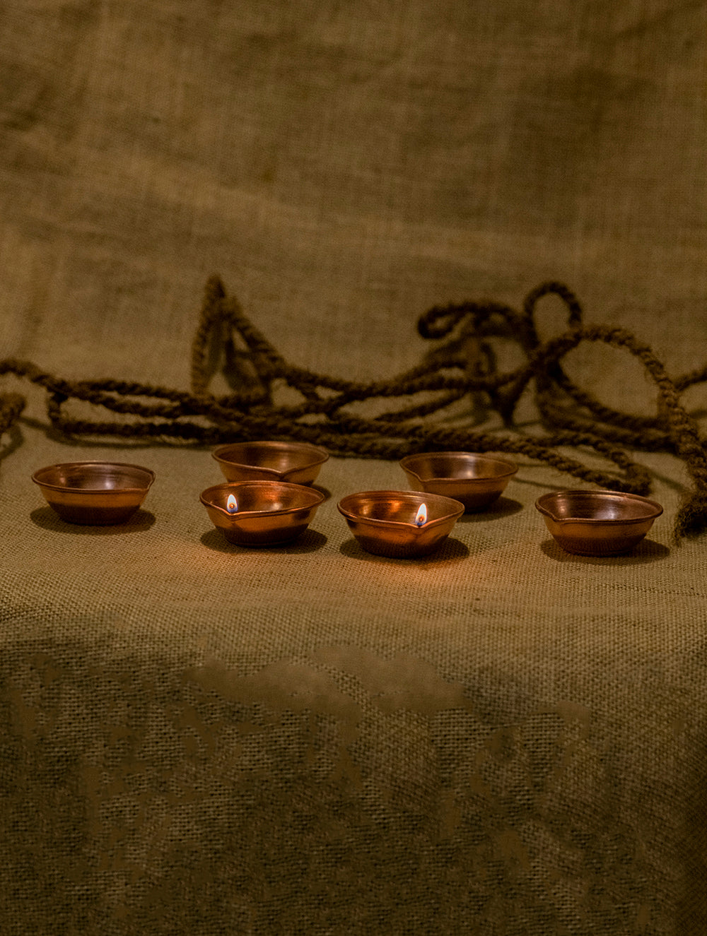 Load image into Gallery viewer, Tambat Handbeaten Copper Diyas (Set of 6)