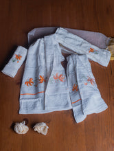 Load image into Gallery viewer, The Floral Collection - Embroidered Towel Sets (Hand &amp; Face Towels, Set of 4)