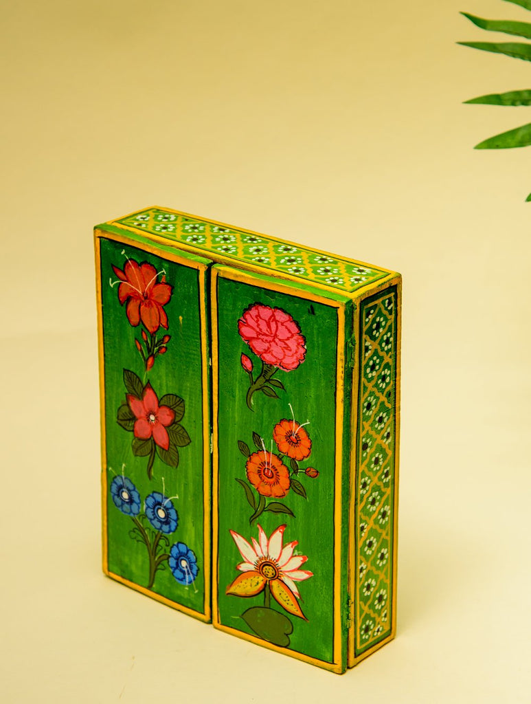 The India Craft House Rajasthani Art Handpainted Floral Wooden Table Clock (Small)