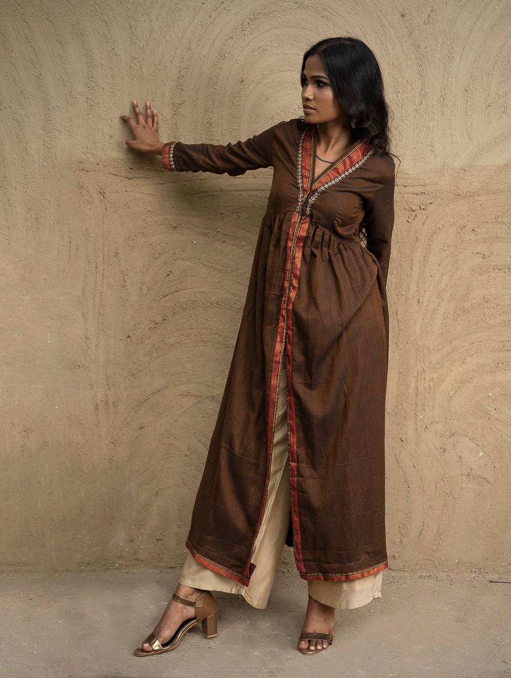 Load image into Gallery viewer, Traditional Elegance. Hand Embroidered Ilkal &amp; Zardozi Ethnic Kurta / Dress - Brown Statement