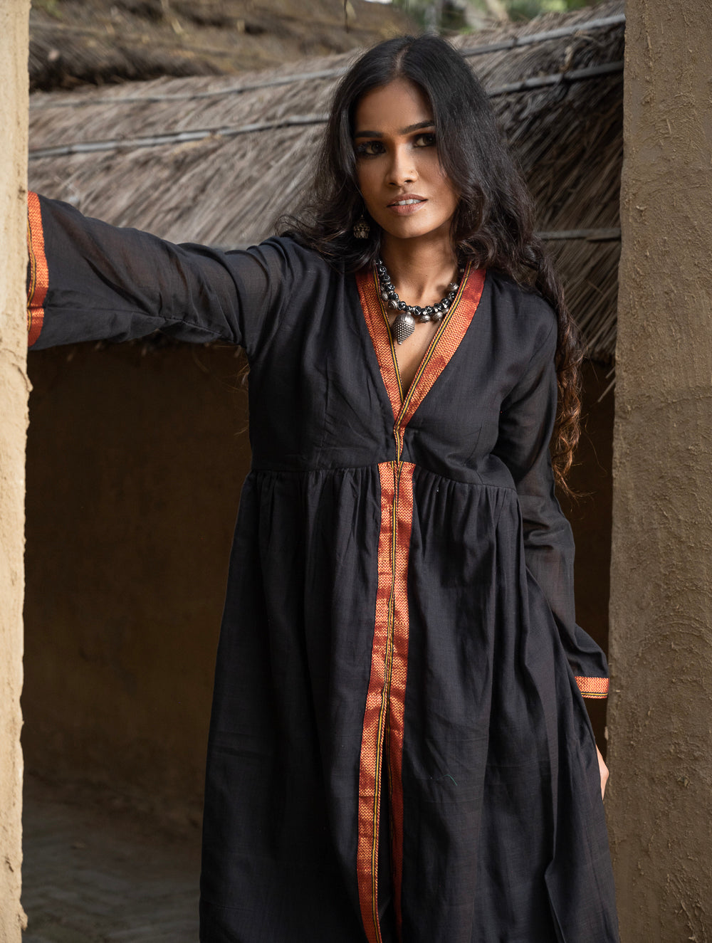 Load image into Gallery viewer, Traditional Elegance. Hand Embroidered Ilkal &amp; Zardozi Ethnic  Kurta / Dress - Regal Black 