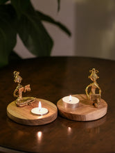 Load image into Gallery viewer, Wood &amp; Dhokra Craft Tealight Holders (Set of 2) - The Urban Women