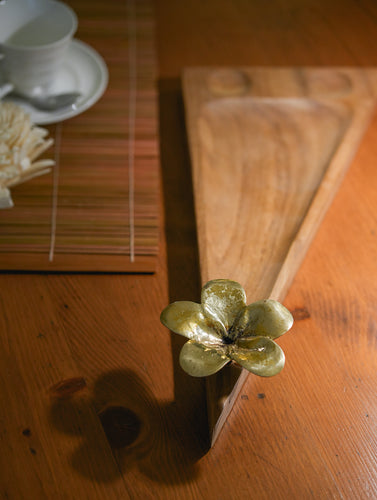 Wood & Dhokra Craft Tray With Dhokra Flower - Triangle