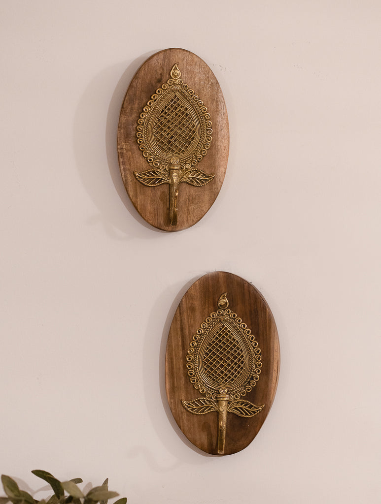 Wood & Dhokra  Wall Hanger (Set of 2) - Ornate Leaves