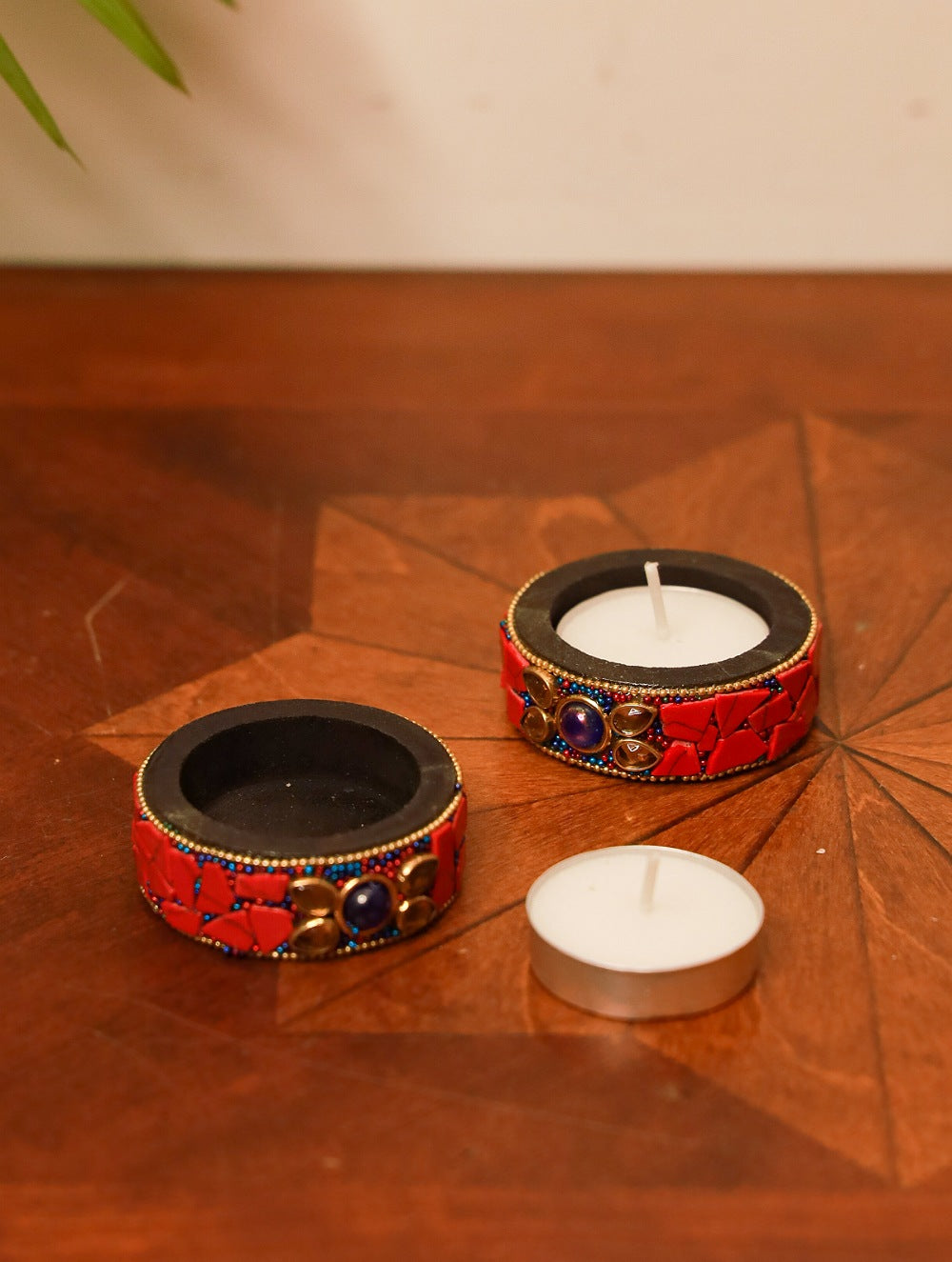 Wood & Resin Tealight Holders (Set of 6) - Red