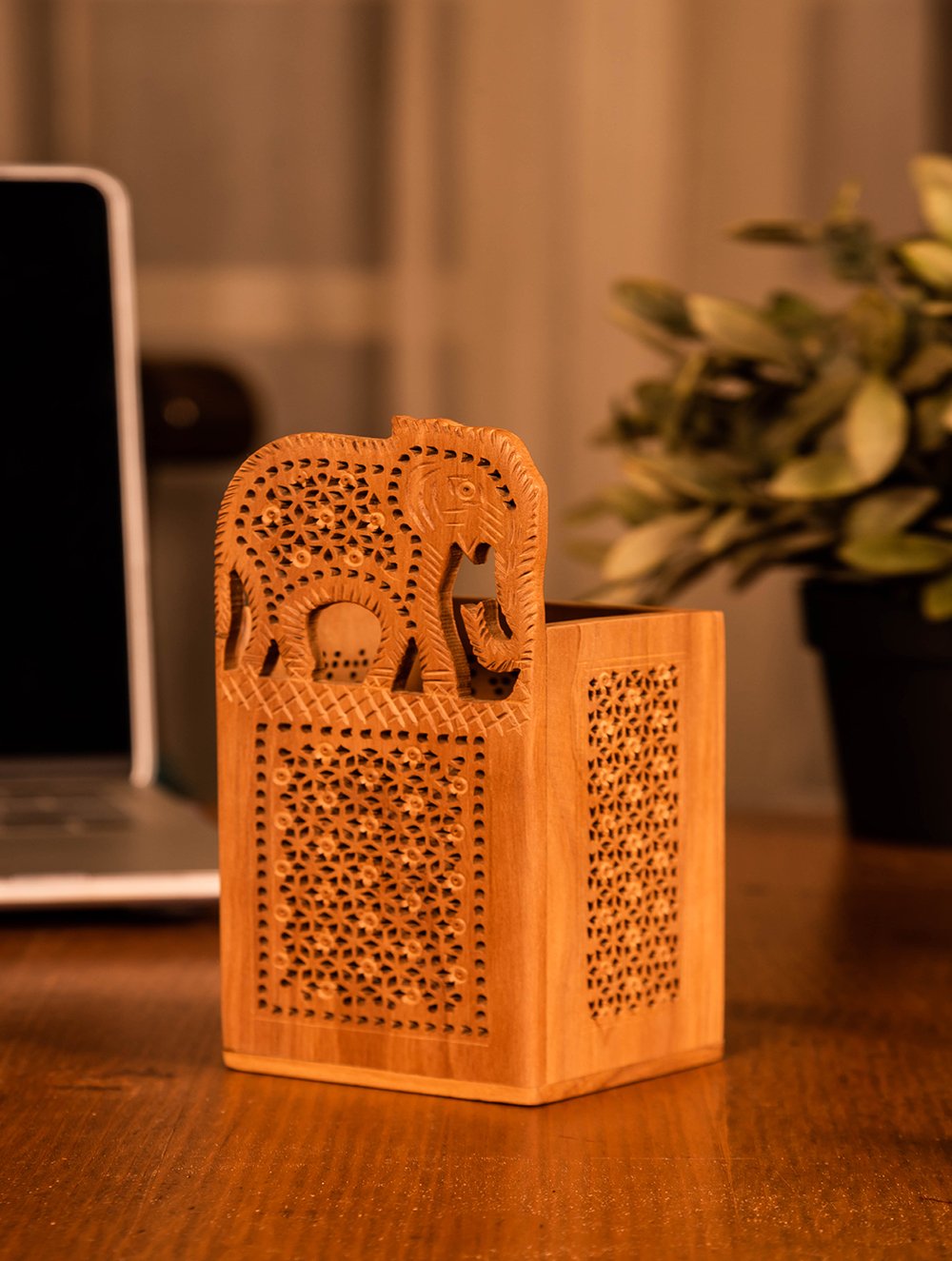 Load image into Gallery viewer, Wooden Jaali Elephant Pen Stand - Long