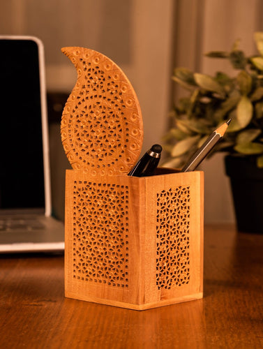 Wooden Jaali Paisley Pen Stand