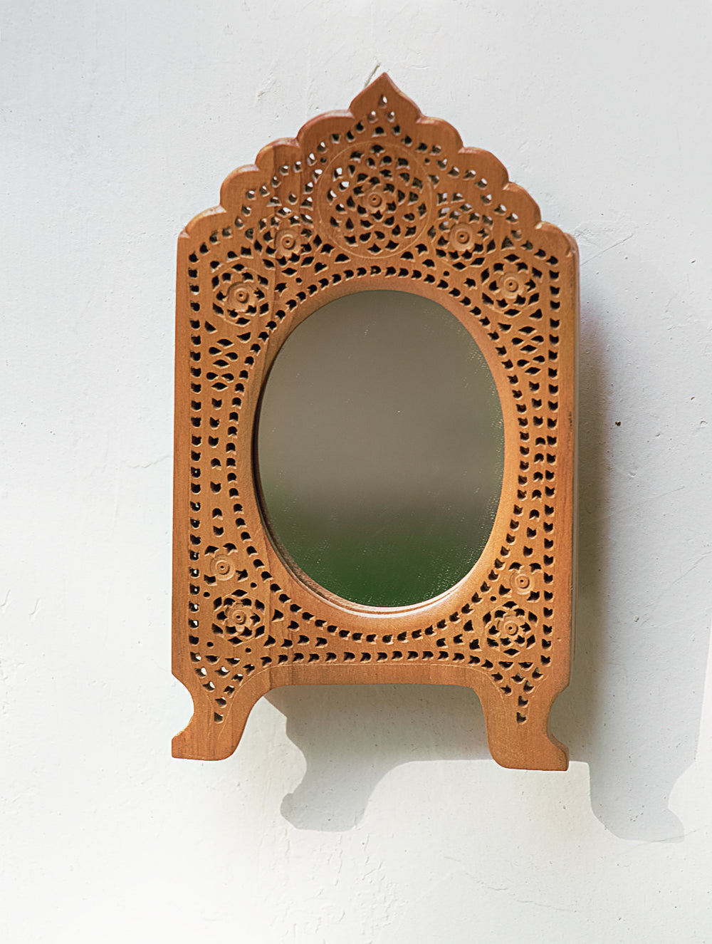 Load image into Gallery viewer, Wooden Jaali Single Frame - Minaret. Small