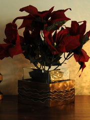 Wooden Engraved Flower Holder - The India Craft House 