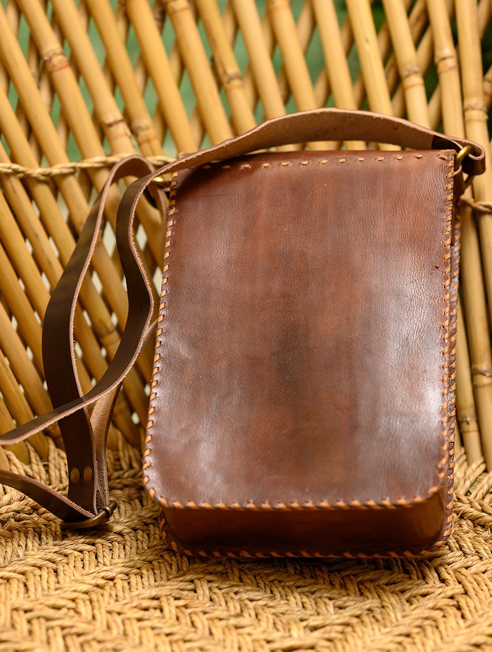 Load image into Gallery viewer, Handcrafted Leather Cross Body Bag With Hand Stitch Detail